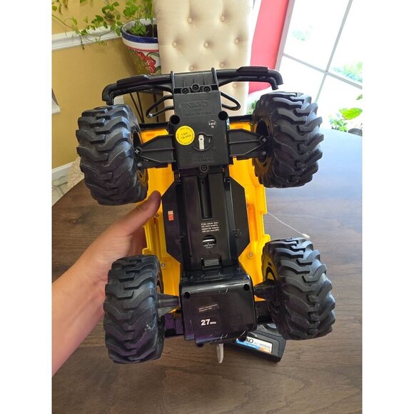 Nikko Vintage 90s Jeep Wrangler Rubicon Remote Control R/C Vehicle Car W/ Remote - Picture 6 of 16